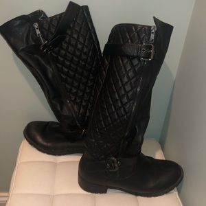 Knee high Quilted boots